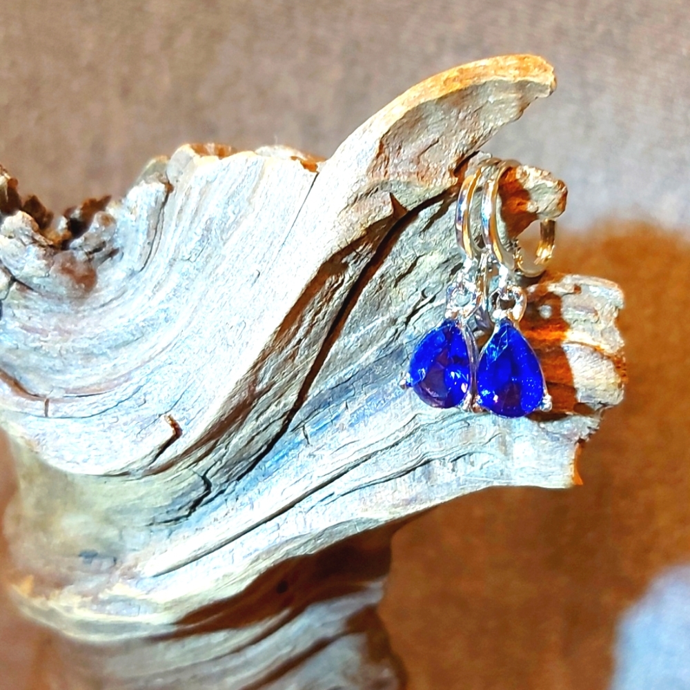 GENUINE CRYSTAL EARRINGS NWT!